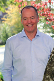 Thomas Krabbe (Internatsleitung, Mathematik, Physik)