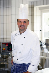 Hans-Peter Pfetsch (Küchenleitung)