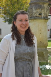 Nicole Poppe (Deutsch, Englisch)